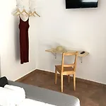 Alevia 招待所 3*