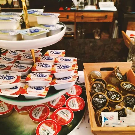 Casa de hóspedes Alevia *