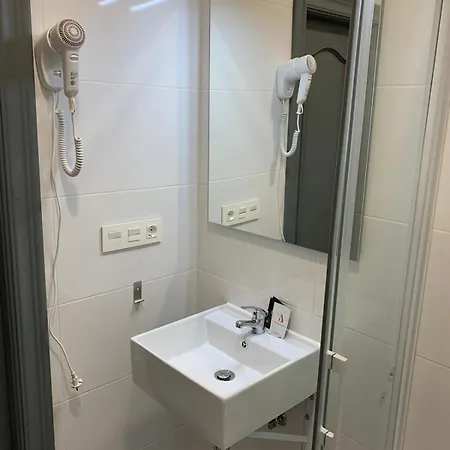 Alevia 3* سلامنكا